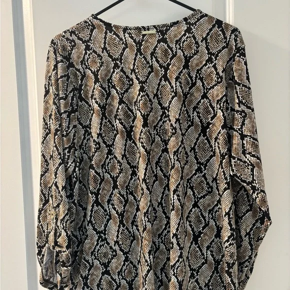 Michael Kors Black and Tan Patterned Blouse - Picture 2 of 7